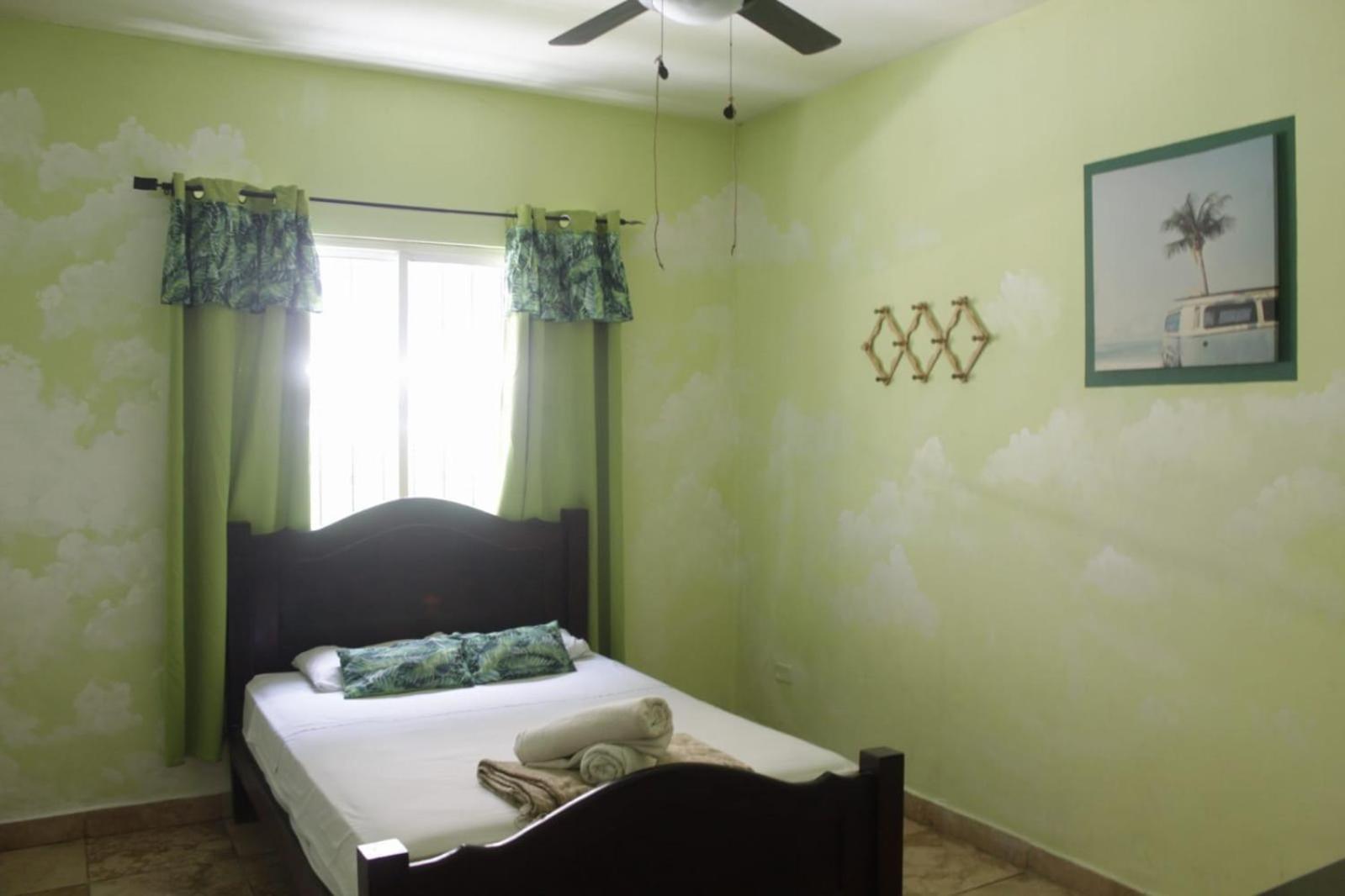 Cataleya Hostel Bocas del Toro Exteriör bild